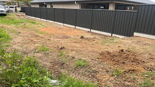 How To Properly Install A GOODNEIGHBOUR COLORBOND FENCE With A Underneath Fence Plinth [upl. by Leuams]