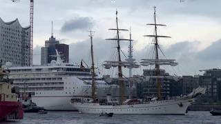 824 Hafengeburtstag  Einlaufparade mit quotGorch Fockquot  Hamburg 2013 [upl. by Casady]