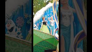 frozen elsa y anna libre soy🧚🏼🧚🏻‍♀️🧝🏼‍♀️disney disneylandparis dance ajjkiraat libresoy [upl. by Adnical]