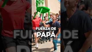 Papá demuestra que la fuerza de papá es REAL 🔥💪👨‍🦳 [upl. by Sargent]