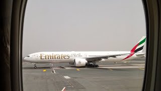 Emirates Boeing777 smooth landing emirates dubai aviation emirates [upl. by Rockefeller]