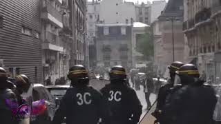 DES CRS SE GAZENT A la gazeuse en gel 1er Mai [upl. by Linder609]