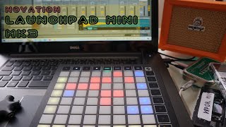 NOVATION launchPAD MINI MK3 synthwave [upl. by Aiykan]