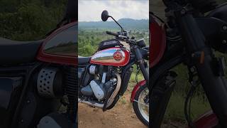 The BSA Goldstar 650 bigbearbangalore bsamotorcyclesindia bsagoldstar650 bsamotorcyclesindia [upl. by Onairot379]