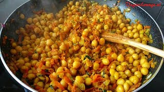 GEROERBAKTE KIKKERERWTEN RECEPT MET GERASPTE WORTEL EN RODE UIEN🥕 [upl. by Aihsotal684]