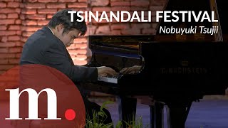 Nobuyuki Tsujii 辻井伸行 performs Beethovens Piano Sonata quotMoonlightquot at the Tsinandali Festival 2023 [upl. by Vallie]