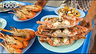 Superb Tasty amp Cheapest Seafood in town  Thai Street food [upl. by Elay559]