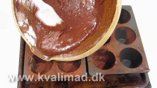 Chokolade fondant  Varme muffins med chokolade creme i midten [upl. by Ellan]