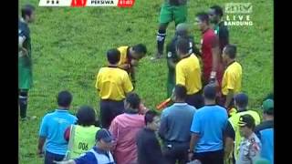 Este jugador fue suspendido de por vida tras esta acción [upl. by Aysahc234]