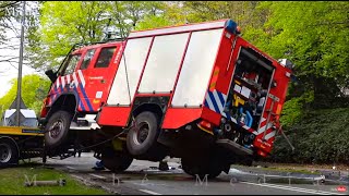 BERGING  Brandweervoertuig op zijn kant tijdens spoedrit Volvo FM 4x4🚒 [upl. by Joses788]