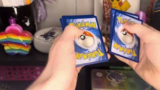 Opening a Galarian Articuno Tin and a Leafeon VSTAR Special Collection Box Amazing Pulls [upl. by Ahsiryt]