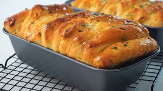 Garlic And Scallions Cheese Bread Pull Apart [upl. by Aciret]