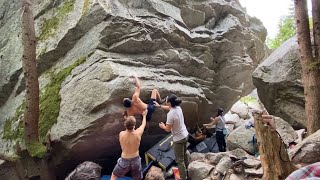 Gibbs cave v8  Apron Squamish BC [upl. by Eico]