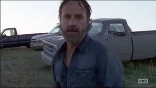 The Walking Dead  8x16 Oceanside ayuda en la batallaNegan huye de Rick [upl. by Solracesoj]