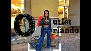 Delírios de Consumo em ORLANDO feat GienTV  Evelyn Liu [upl. by Ahsieni]