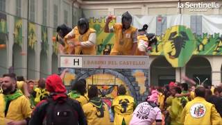 Carnevale di Ivrea dentro la battaglia arance scontri e passione [upl. by Adnahsal]