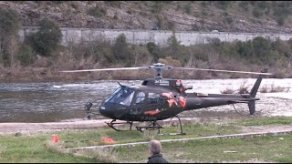 Ardèche  Hélicoptère posant un grillage de sécurité [upl. by Almira]