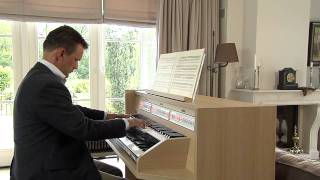 Präludium in F on the new Johannus Studio 150 played by André van Vliet [upl. by Gosser709]