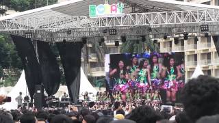 JKT48  Fortune Cookie live  Hai Day 2013 [upl. by Mary867]