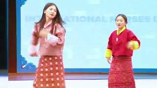 Remix DanceBeautiful ladies  Popular Bhutanese Dance  Bhutanese Dance  Bhutan Song [upl. by Schug]