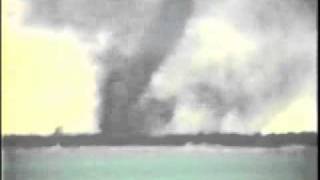 Hesston Kansas F5 Tornado Rope Out Stage [upl. by Constantine]