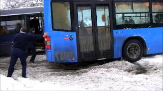 Ikarus 405ös a király  Schneekaos in Budapest  Snow chaos  Volvo bus in the snow [upl. by Ydennek912]