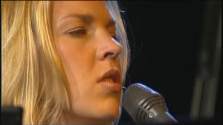 Diana Krall Live in Concert 2002  Case of You  Best [upl. by Eednas595]