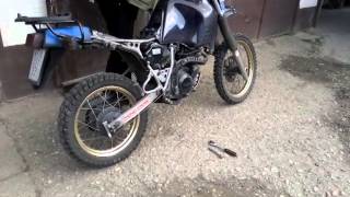 Yamaha XT600Z Ténéré sound without exhaust [upl. by Chuu577]