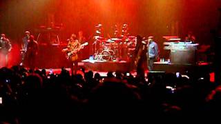 DAngelo Live at Brixton Academy Feel like Makin Love London UK 030112 [upl. by Maffa]