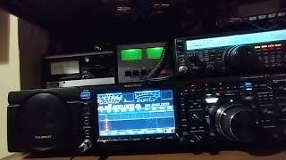 YAESU FTDX101MP Checking 10m FM  Nice Surprise 🎧📡 [upl. by Aelat]