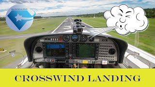 Crosswind landinghow to sideslipDiamond DA40 [upl. by Umeko]