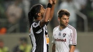 Gols Ronaldinho Gaúcho  Narração Mário Henrique Caixa Rádio Itatiaia 04092013 [upl. by Suoirtemed998]