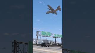 C130 transport plane suffered engine failure and landed on a highway [upl. by Glaudia]