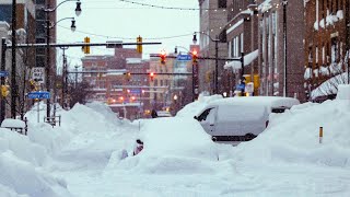 Zahl der Toten durch Schneesturm in den USA steigt auf etwa 50  AFP [upl. by Leavelle683]