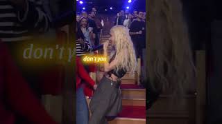 Rosé Shines Bright with quotAPTquot on Jimmy Fallon [upl. by Nali]