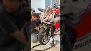 BAN MOTOR SUPER LANGKA DI INDONESIA‼️ ducatipanigalev4 ducati panigalev4 panigale [upl. by Amleht]