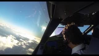 GULFSTREAM G650ER COCKPIT  PARIS TO NICE  SEP 2016 [upl. by Dlarrej538]