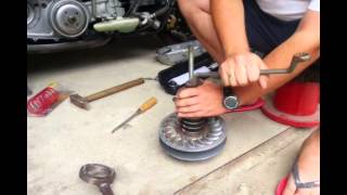 How to change compression spring on Yamaha Tmax 500 [upl. by Flo845]