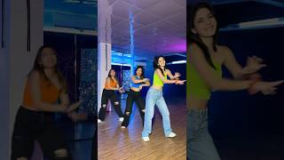 Lucky tu lucky me  Dance Video  Khyati Sahdev  Danceaholic Studio  ytshorts [upl. by Delacourt]