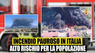 ULTIMORA Enorme Incendio nel Deposito Rifiuti Colonna di Fumo Nero e Alto Rischio Tossicitàquot [upl. by Ahtinak99]