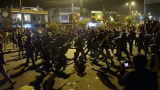 Mosh callejero en concierto de Metallica Quito  Ecuador [upl. by Moseley914]