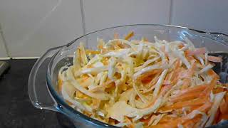 Witte koolsalade zelf maken [upl. by Bosson412]