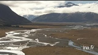 NouvelleZélande Ile du Sud  rivières glacières [upl. by Aber]