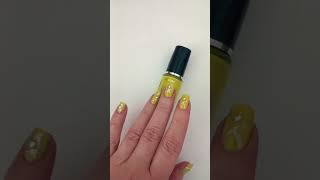 Oriflame The One Designer Nail Lacquer  Sweet kiwi  nail art [upl. by Jarek]