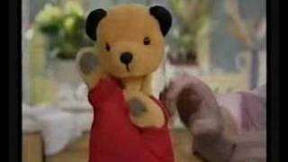 The Sooty Show  Knitting  Part Two [upl. by Cressida736]