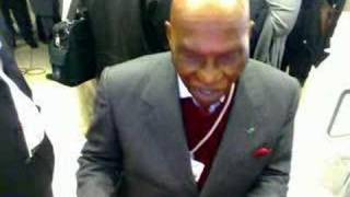 Abdoulaye Wade President de Senegal repond a Davos [upl. by Jenelle]