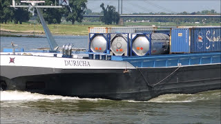 Containerschiff Duricha auf dem Rhein bei Düsseldorf [upl. by Luemas]