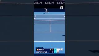 This point cannot be real Berg Vs Tsitsipas shorts tennis [upl. by Yelnek]