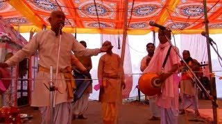 GOVERDHAN  BENGALI VAISHNAVA  24 HOUR KIRTAN [upl. by Lamaj]