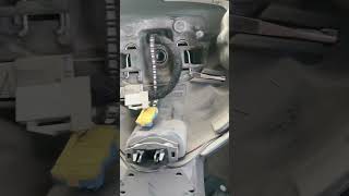 How to remove steering airbag Nissan terrano and duster Nissan terrano aur duster steering airbag [upl. by Nomyt399]